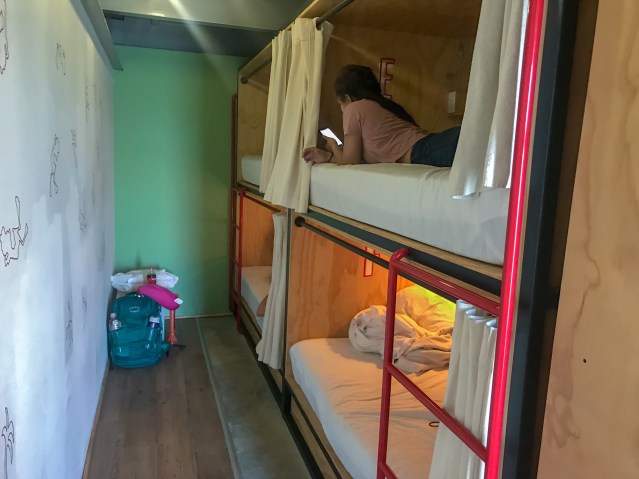 15D12D4B-7424-4A06-B8BE-335C8ADB3DD5